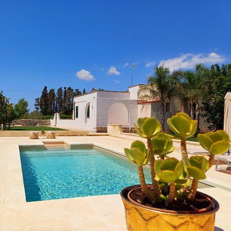 Villa Raffaella Spongano Bagian luar foto