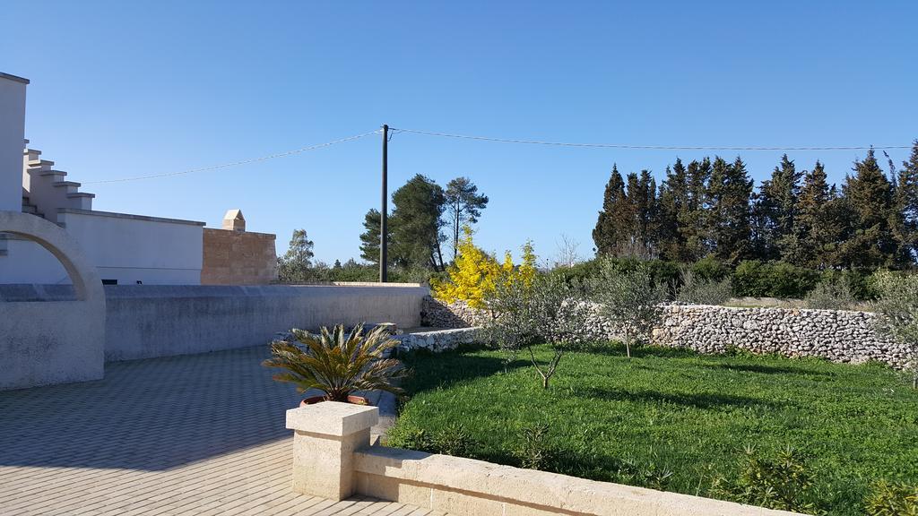 Villa Raffaella Spongano Bagian luar foto